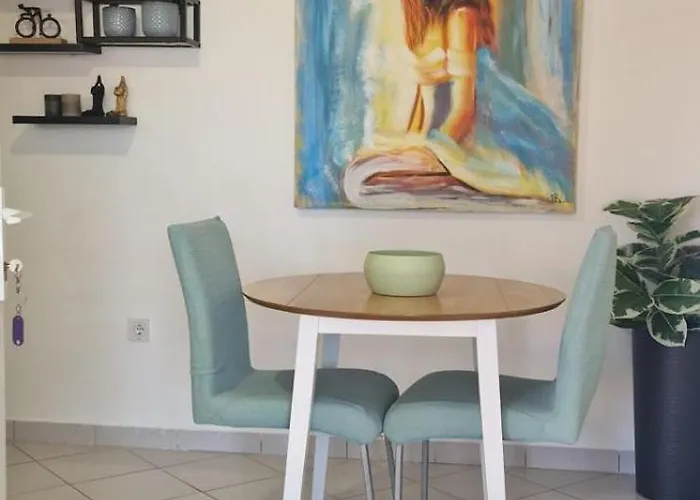 Mari ヴィラ ティスノ